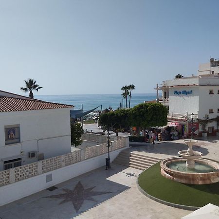 Apartamento Lidia Planta 2, La Carihuela 1ª Linea Playa, Vistas Mar, Buhardilla 1 Dormitorio, 40 M2, 1-3 Huesped, Terraza, Wifi Torremolinos Exteriér fotografie